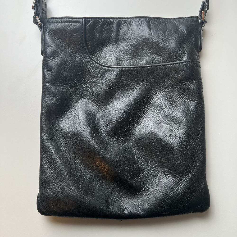 Margot Radley Black Leather Vertical Crossbody Purse Handbag
